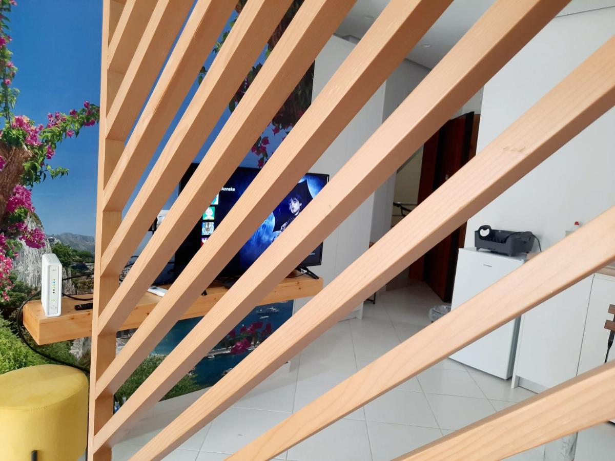 Saranda Promenade Apts Zewnętrze zdjęcie